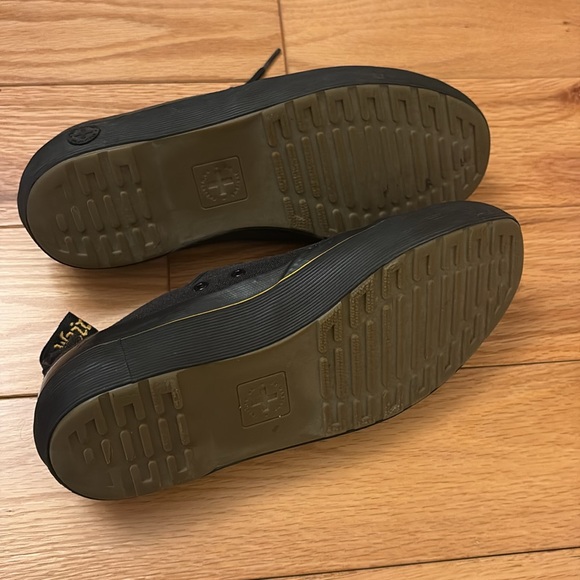 Dr. Martin Sneakers - Picture 7 of 12